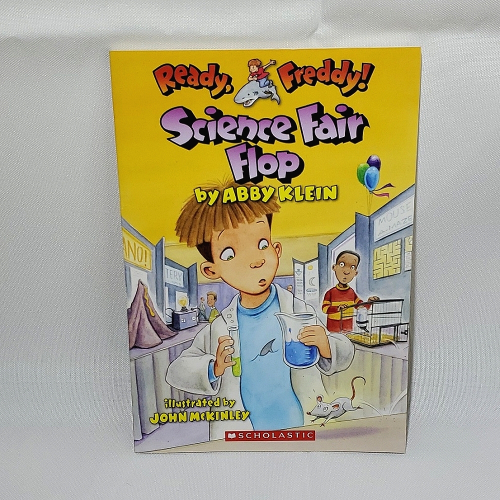 🏷5/$20🏷 Ready, Freddy! - Science Fair Flop by Abby Klein